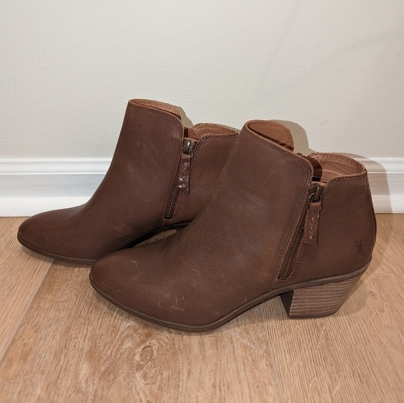 Frye Judith Leather Heeled Bootie in Whiskey Brown - Picture 5 of 6